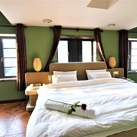 Belmont Penthouse