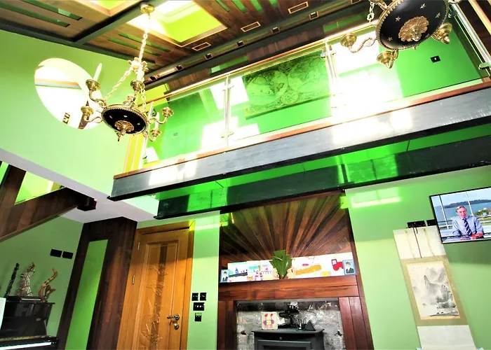 Belmont Penthouse Apartament *