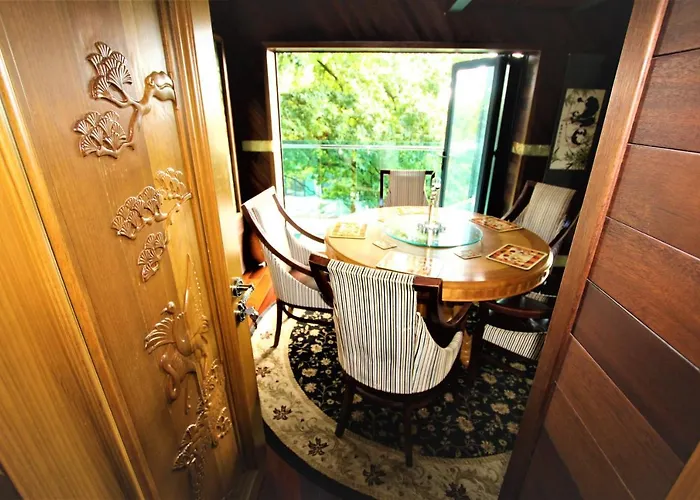 Belmont Penthouse * Bristol