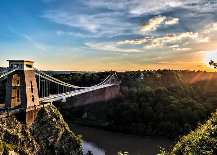 Belmont Penthouse Apartment *