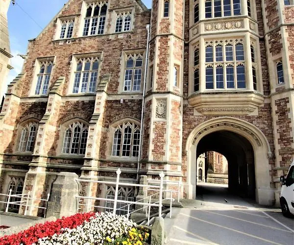 Apartment Belmont Penthouse *