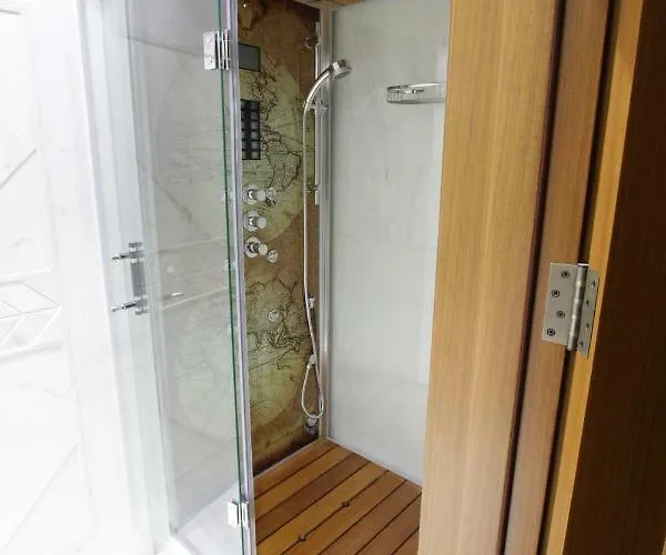 Belmont Penthouse * Bristol