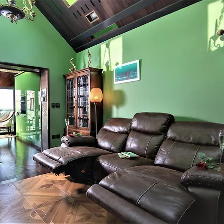 Belmont Penthouse Bristol