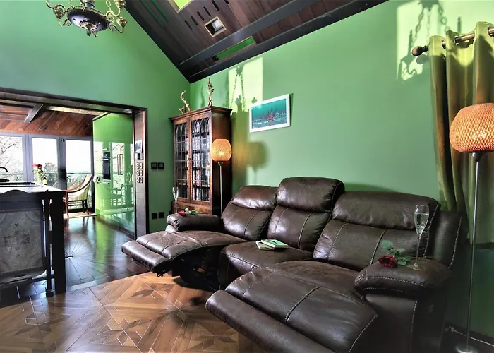 Belmont Penthouse Bristol